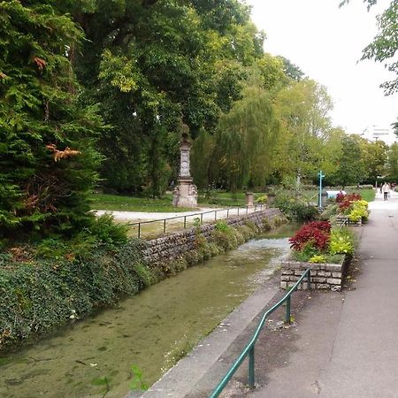 Gastronomie Jardin Apartment Dijon Bagian luar foto